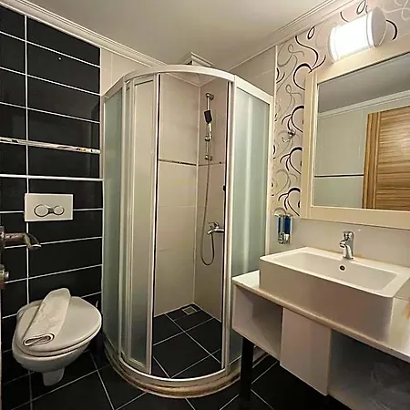 Ugur Hotel Kas